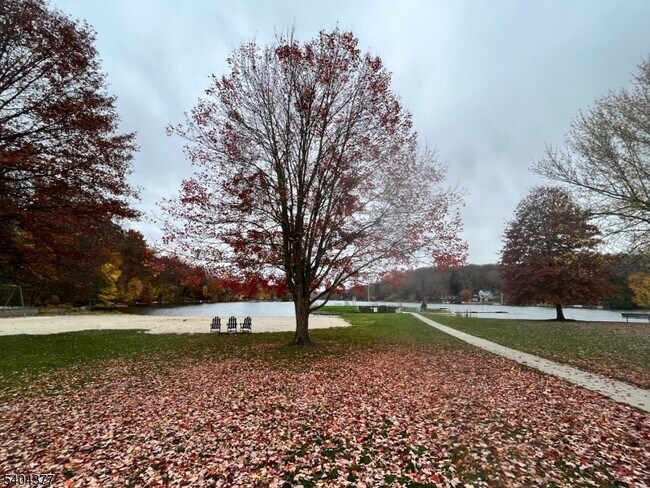 Building Photo - 29 Walker Dr