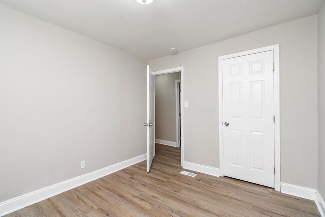 Building Photo - 3406 McPherson St