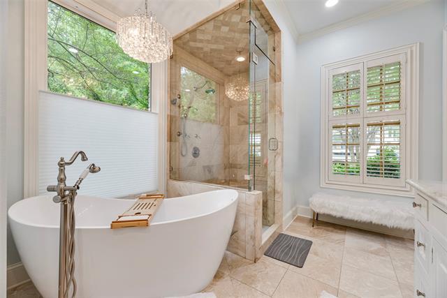 Building Photo - 1418 Yakimo Dr