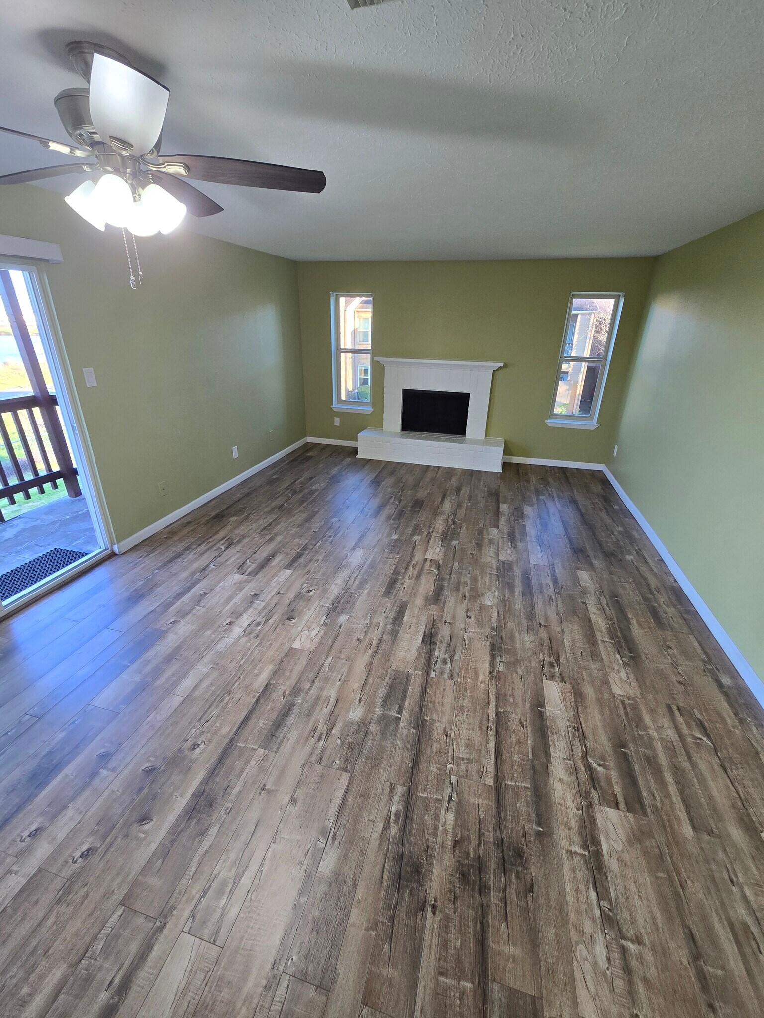 Building Photo - 10555 Turtlewood Ct