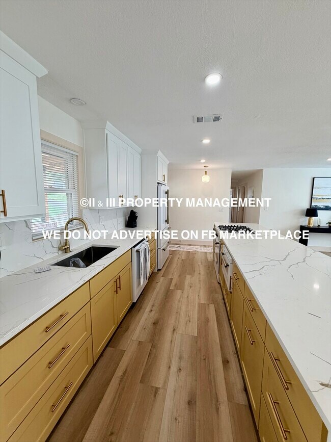 Building Photo - 9730 State Line Rd