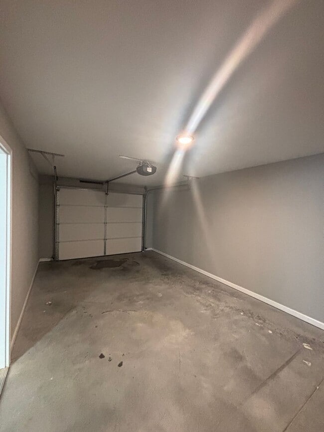 Building Photo - Beautiful 3BR/2BA Home in Peaceful Sevierv...