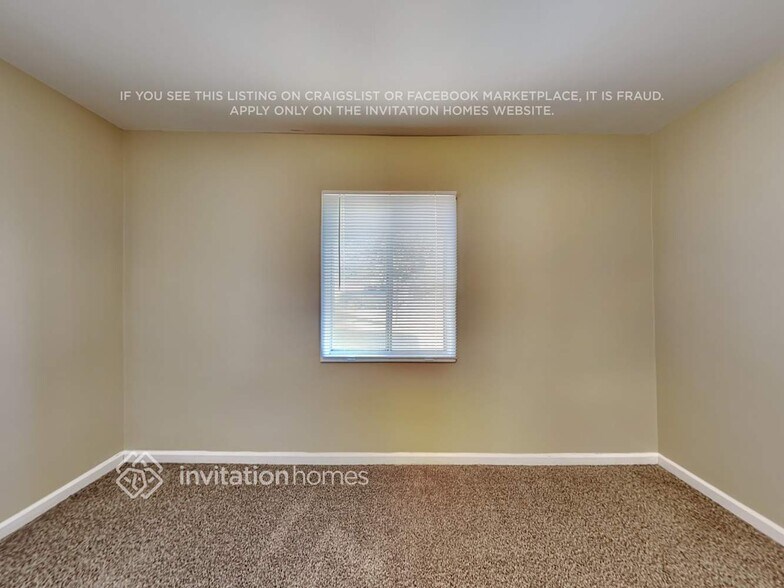 Building Photo - 17957 Orange Way