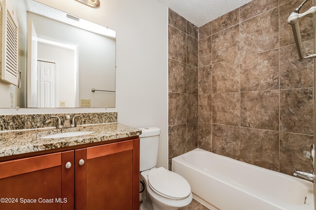 Building Photo - 1810 Pace Dr NW