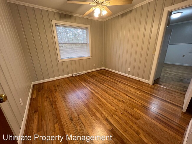 Building Photo - 3 br, 1 bath House - 2024 Adams Street