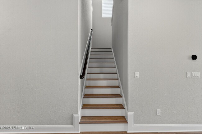 Building Photo - 105 Wye Rd