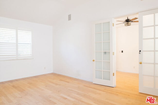 Building Photo - 8524 Appian Way