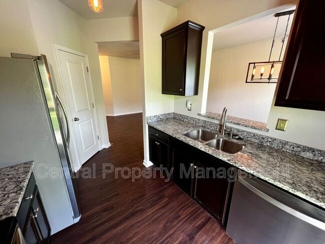 Building Photo - 43 Moorlyn Ln