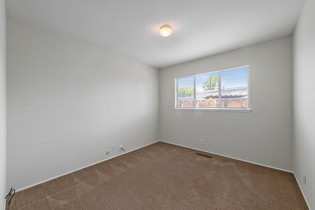 Building Photo - Single Family Home in Great West San Jose Neighborhood