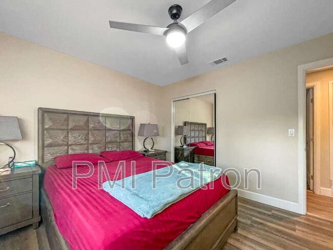 Building Photo - 6724 Sequoia Dr