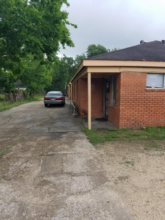 Building Photo - 4107 Cavalcade Street #2