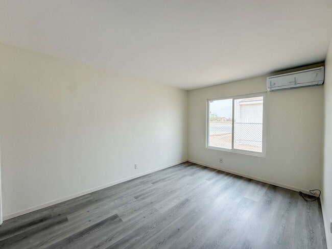 Building Photo - 5839 Bagley Ave