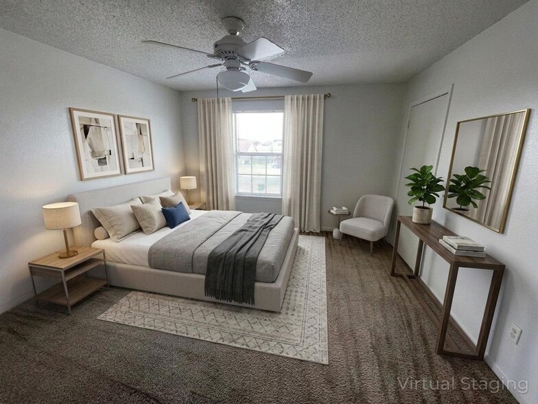 Building Photo - 1006 Eastside Dr