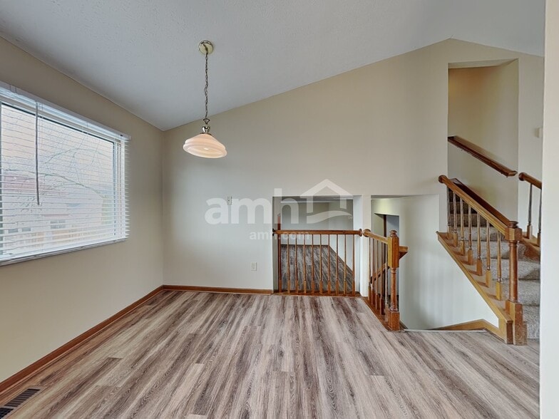 Building Photo - 3562 Rocky Rd