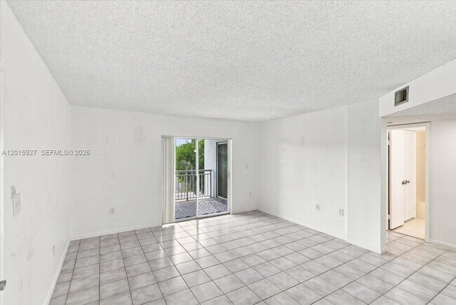 Building Photo - 8660 SW 212th St