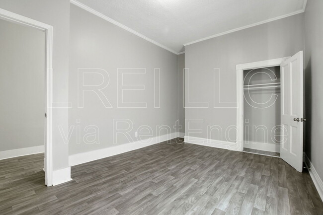 Building Photo - 3011 Rowan St