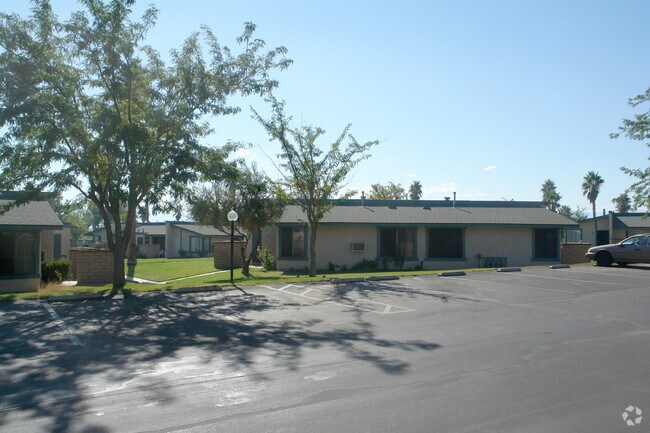 Building Photo - Hesperia Gardens