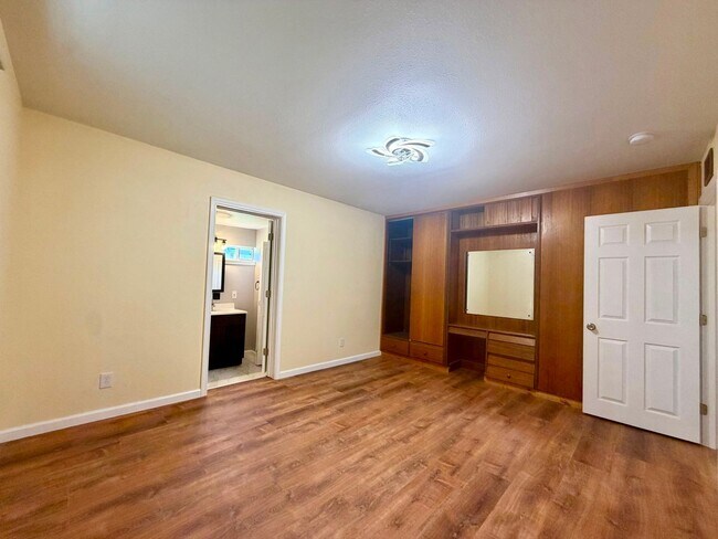 Building Photo - Fully Renovated 3-Bedroom Corner Home with Private Yard & 2-Car Garage