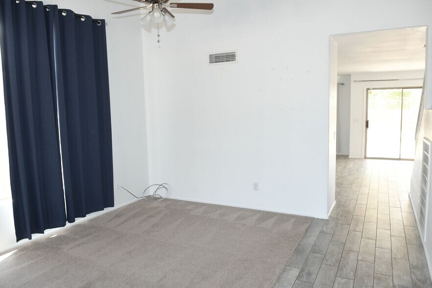Building Photo - 16025 W Diamond St
