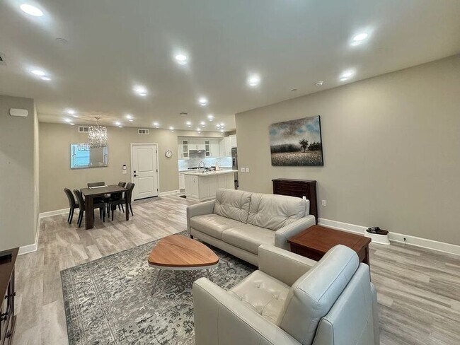 Building Photo - 16750 Coyote Bush Dr