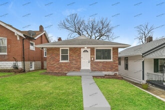 Building Photo - 6926 Greenway Ave