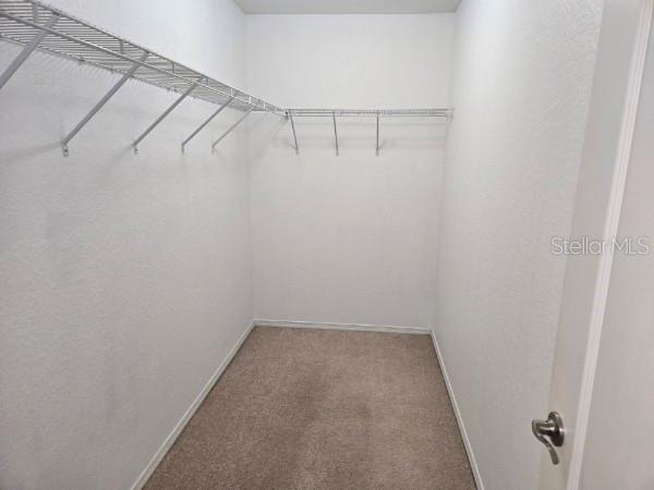 Building Photo - 2235 Lakeridge Dr