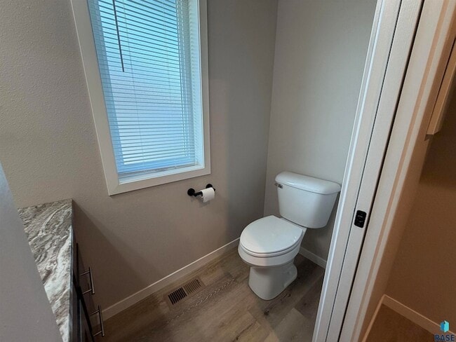 Building Photo - 2607 E Sunburst Dr