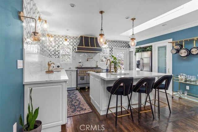 Building Photo - 5201 Sale Ave