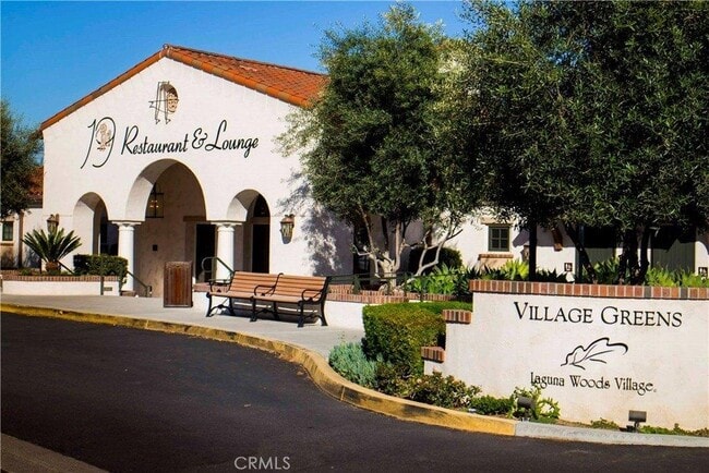 Building Photo - 731 Avenida Majorca