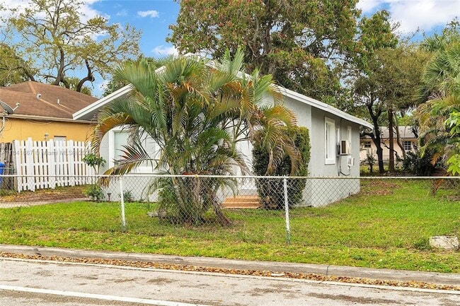 Building Photo - 2828 NW 7th St