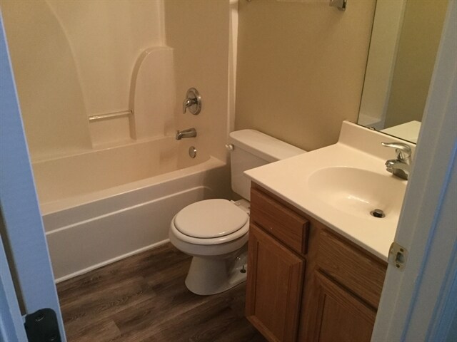 Building Photo - 9815 Waltham Ct