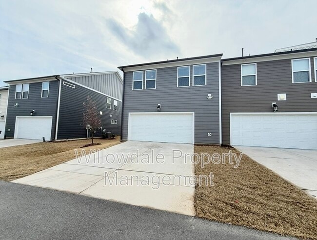 Building Photo - 2534 Hutch Ln