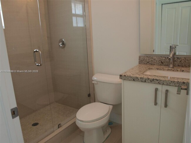 Building Photo - 15520 SW 11th Terrace