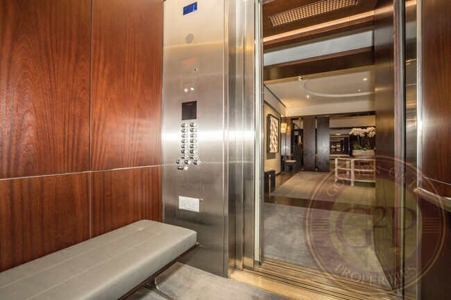 Building Photo - Financial District - 2 BR, 2 BA Condo 1,510 Sq. Ft. - 3D Virtual Tour, Furnished or Unfurnished O...