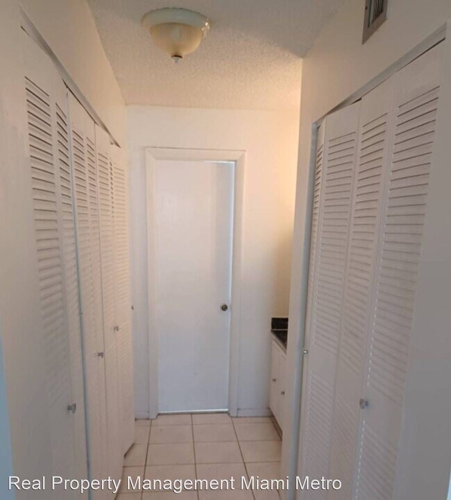 Building Photo - 2 br, 2 bath House - 14195 SW 87th Street ...