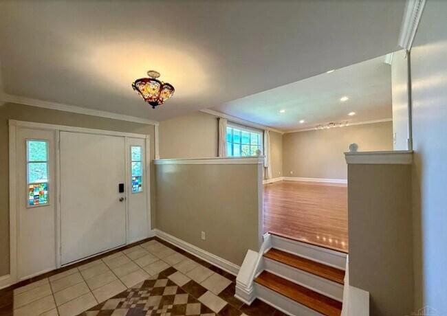 Building Photo - 6862 N Windwood Dr