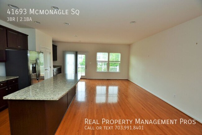 Building Photo - 41693 McMonagle Square