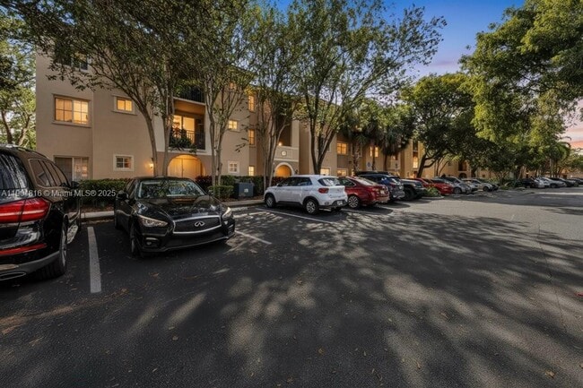 Primary Photo - 2516 Centergate Dr