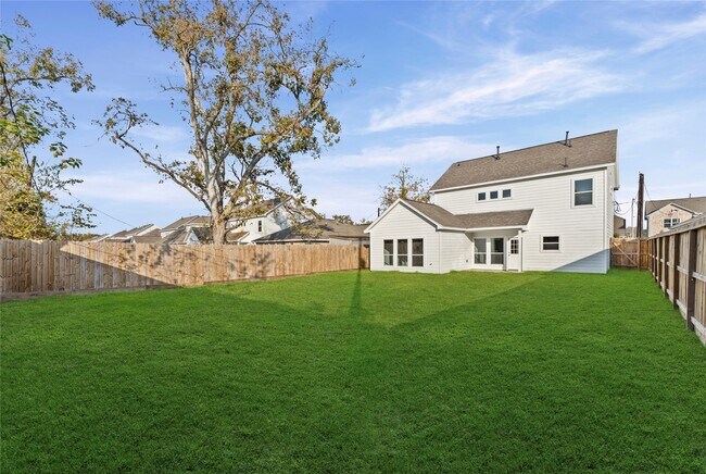 Building Photo - 8211 James Franklin St