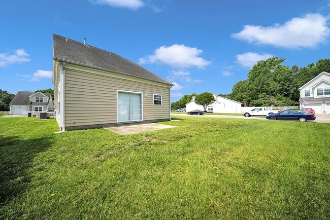 Building Photo - 408 Holmes Blvd