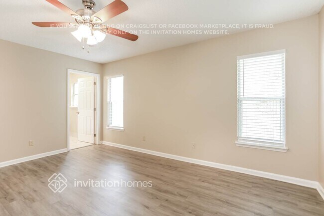 Building Photo - 1370 Pawnee St