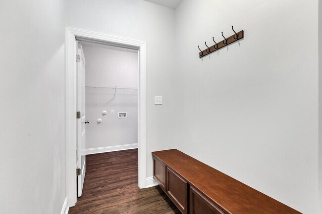 Building Photo - Large 4 bedroom home available now!