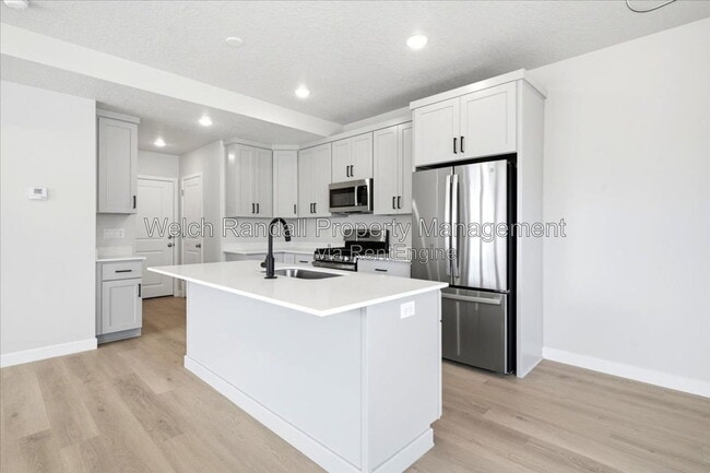 Building Photo - 1452 Pleasant View Dr