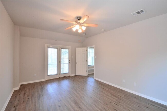 Building Photo - 8000 Tonkinese Dr