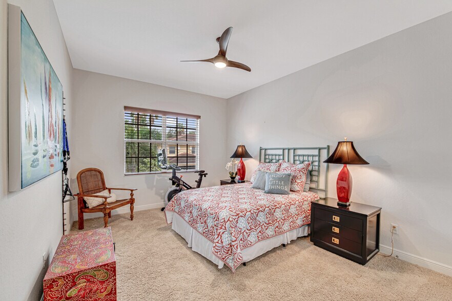 Building Photo - 9773 Bowline Dr
