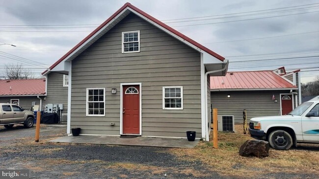 Building Photo - 1443 John Marshall Hwy