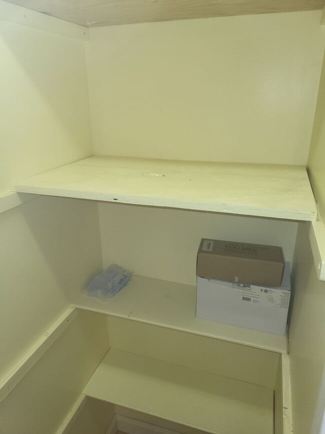 Building Photo - 5 Dupaw Gould Rd