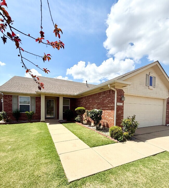 Building Photo - 2821 Fennel Rd