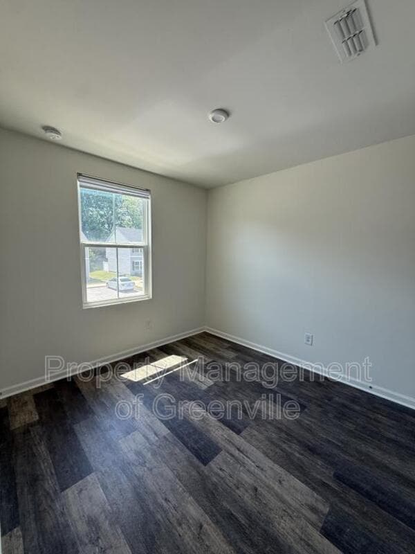 Building Photo - 103 Fernside Ct