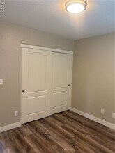 Building Photo - 575 Primrose Hill Ave